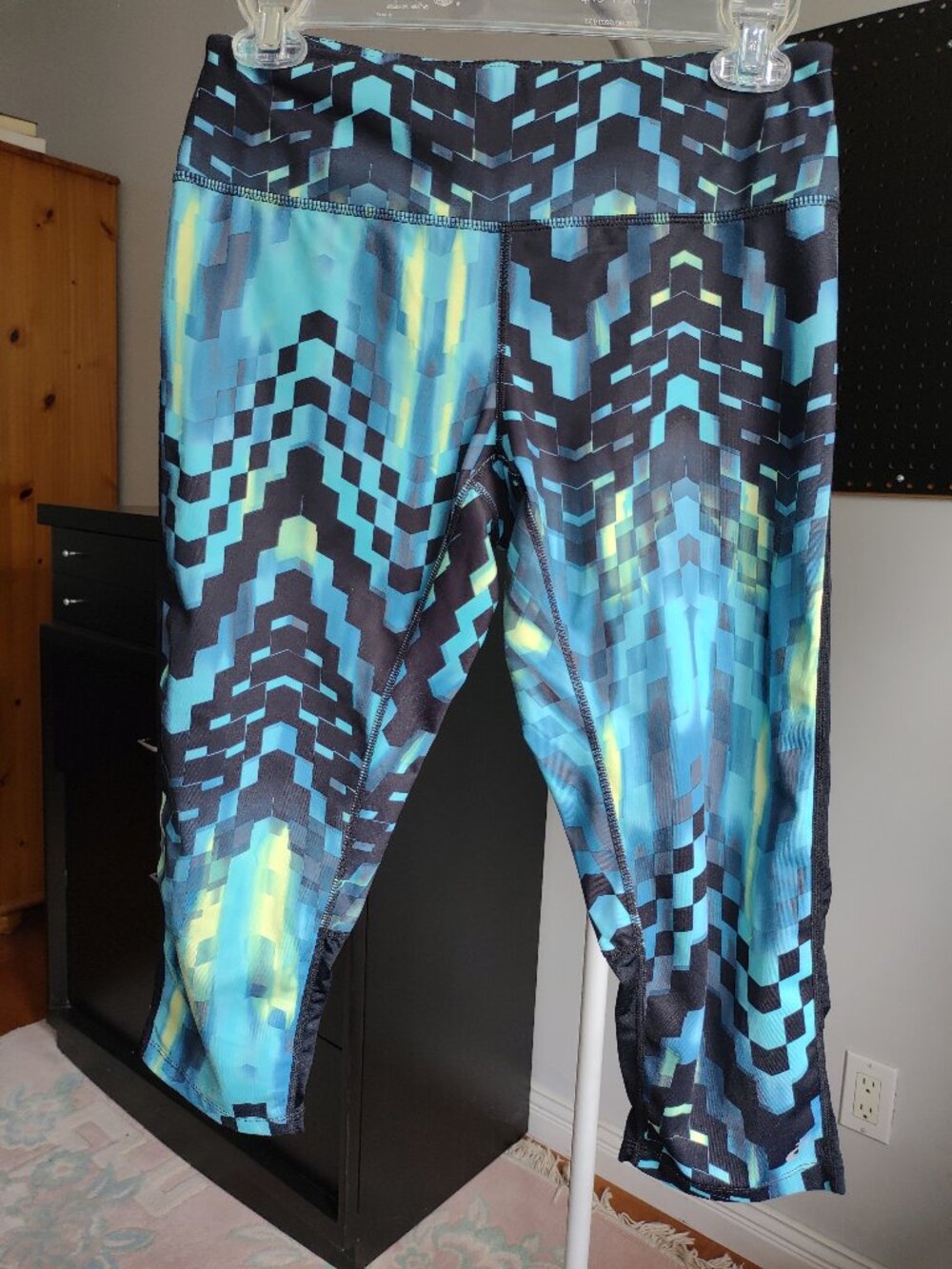Asics women's sports leggings size M